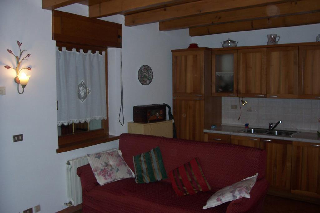 Fabbricato Indipendente Centro Διαμέρισμα Lozzo Cadore Δωμάτιο φωτογραφία