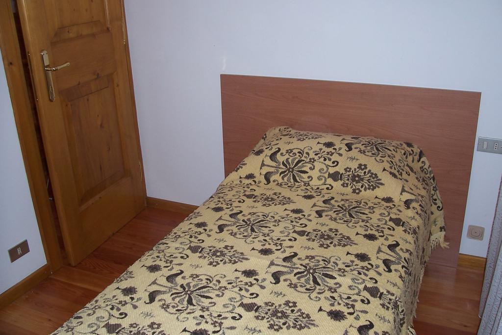 Fabbricato Indipendente Centro Διαμέρισμα Lozzo Cadore Δωμάτιο φωτογραφία