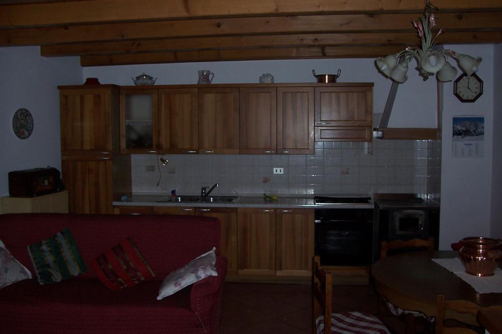 Fabbricato Indipendente Centro Διαμέρισμα Lozzo Cadore Δωμάτιο φωτογραφία